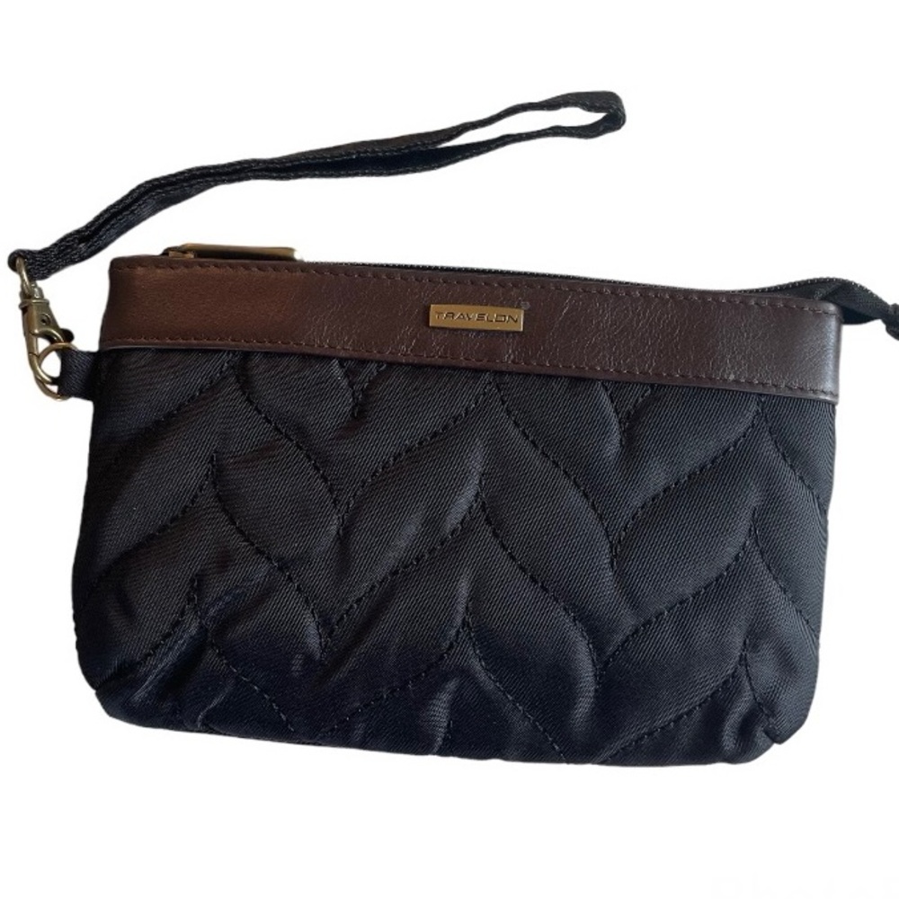 Travelon black fabric quilted wristlet/ bag/ clutch